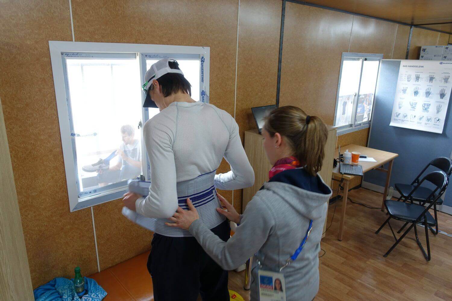 In coordination with the team physicians and physiotherapists, the Bauerfeind technicians selected suitable products for the injured athletes and adapted them to each athlete’s individual requirements.